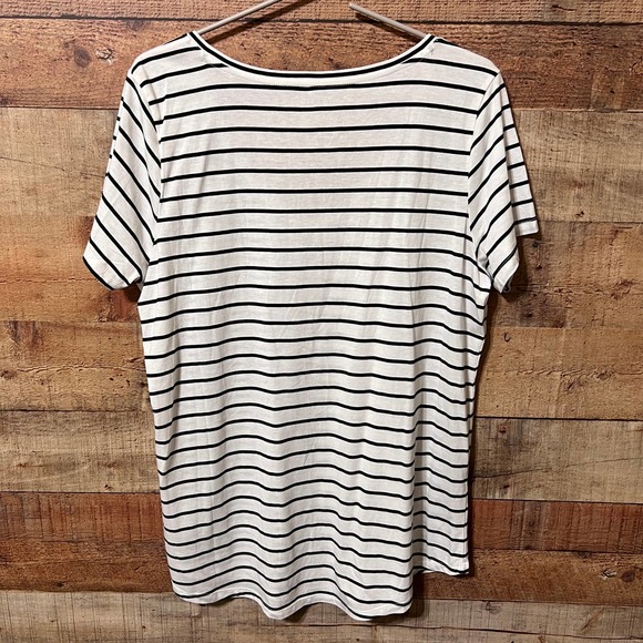 Torrid Girlfriend Heritage Slub V-Neck Tee Striped Size 1X - Picture 5 of 9